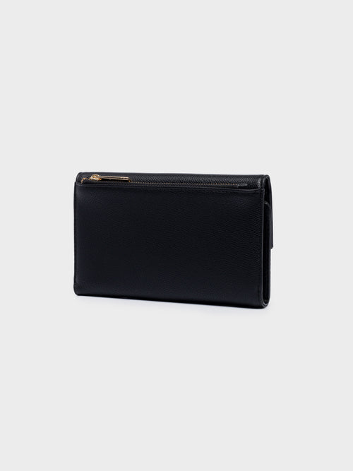 Madelia Black Nolah