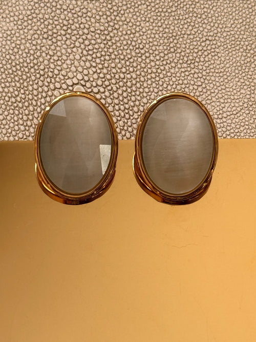 Chic Oval Earrings