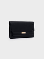 Madelia Black Nolah