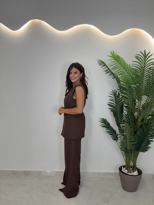 Joanna Set Brown