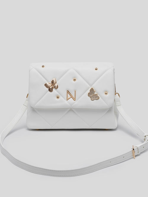Mariposa White Nolah