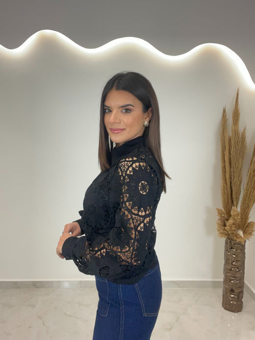 Kylie Black Top