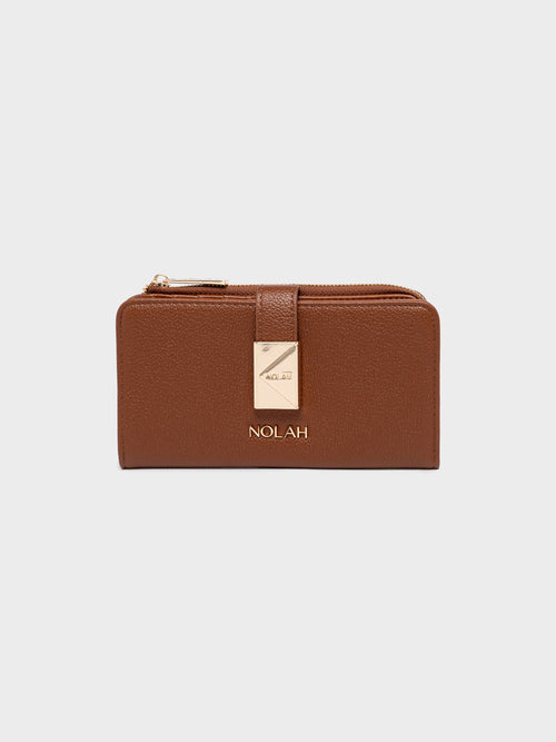 Savvina Brown Nolah