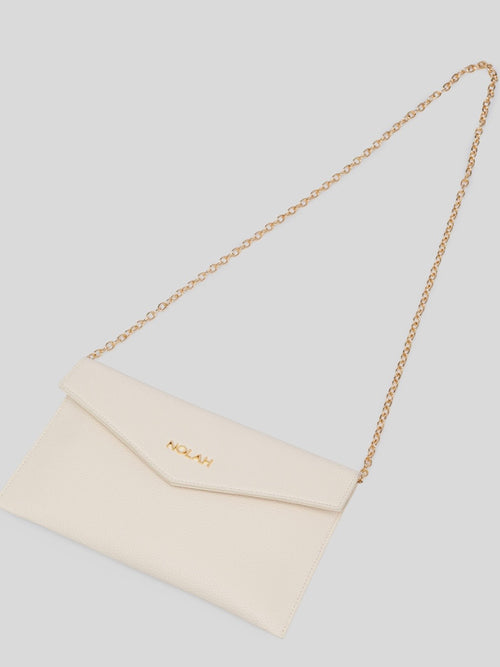 Aggelina Ivory Nolah